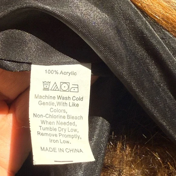 Faux Fur Vest Hoody with Black insulated Lining - Picture 3 of 5